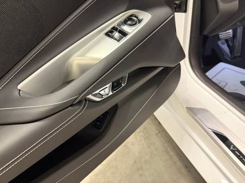 Used 2023 Chevrolet Corvette Stingray Coupe w/ Z51 Performance Package image 11