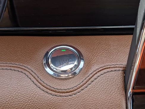 Used 2024 Lincoln Navigator Reserve AWD/4WD image 21