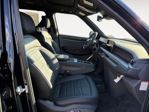 New 2026 Kia EV9 Land w/ Nightfall Edition Package image 19