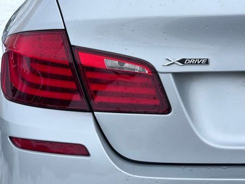 Used 2013 BMW 550i xDrive Sedan image 10