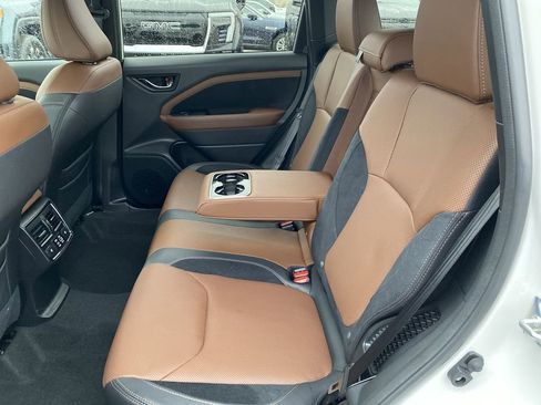 Used 2025 Subaru Forester Touring image 26