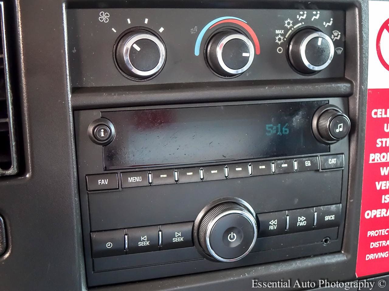 Used 2020 Chevrolet Express 3500 RWD image 12