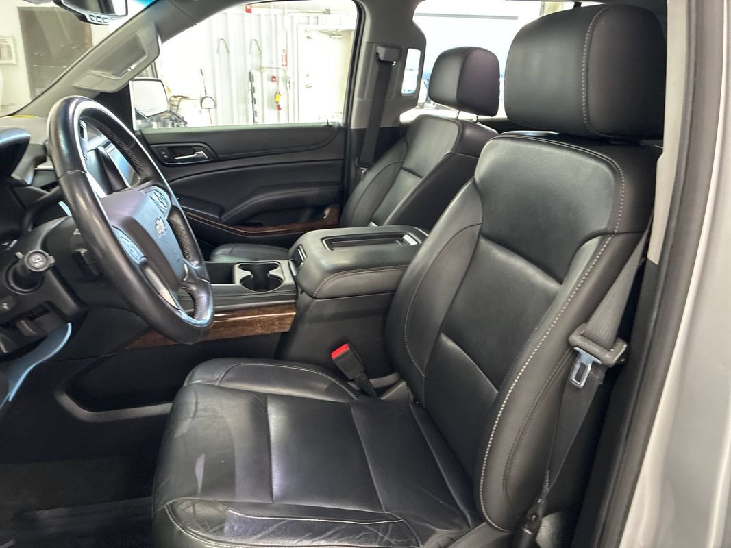 Used 2018 Chevrolet Suburban LT AWD/4WD image 9