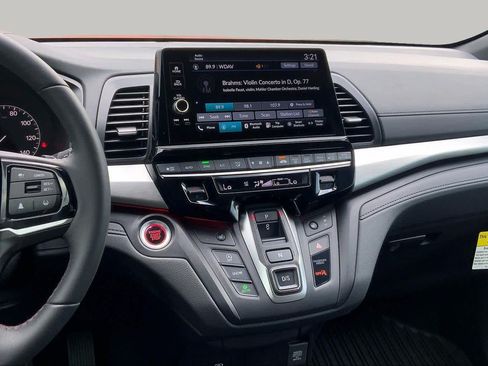 Used 2026 Honda Odyssey Sport-L image 7