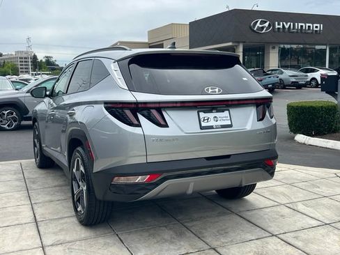 Certified 2024 Hyundai Tucson Limited AWD/4WD image 11