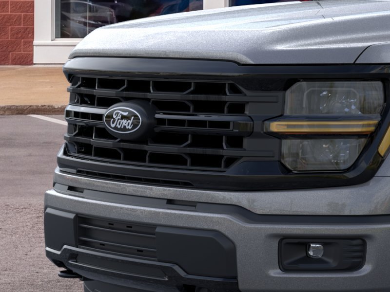 New 2026 Ford F150 XLT w/ XLT Black Appearance Package AWD/4WD image 17
