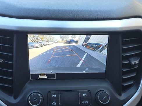 Used 2020 GMC Acadia SLT image 38