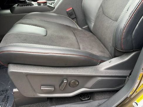 New 2026 Ford Bronco Raptor w/ Interior Carbon Fiber Pack AWD/4WD image 11