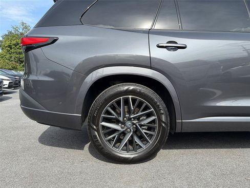 Used 2026 Lexus TX 350 AWD w/ Technology Package image 17
