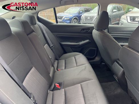 Used 2024 Nissan Altima 2.5 SV image 30