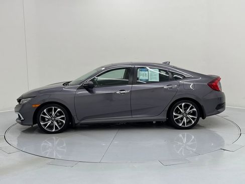 Used 2020 Honda Civic Touring image 2