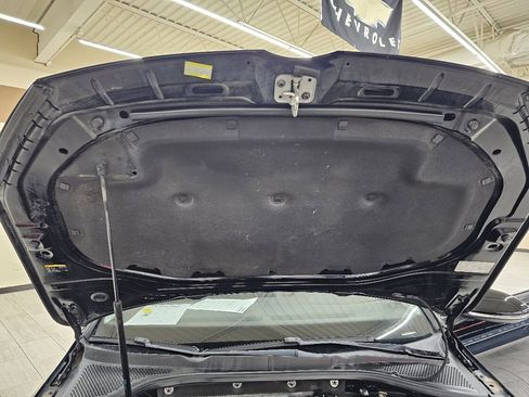 Used 2016 Volkswagen Golf S image 35