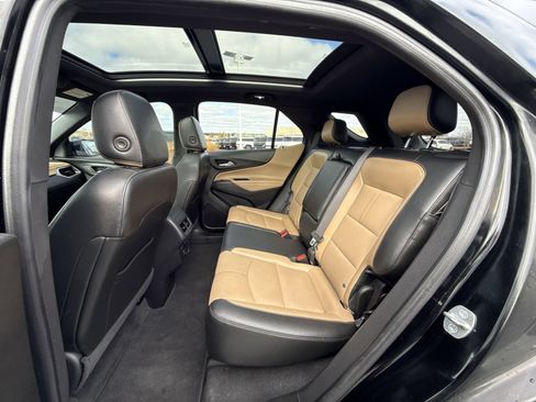 Used 2023 Chevrolet Equinox Premier AWD/4WD image 25