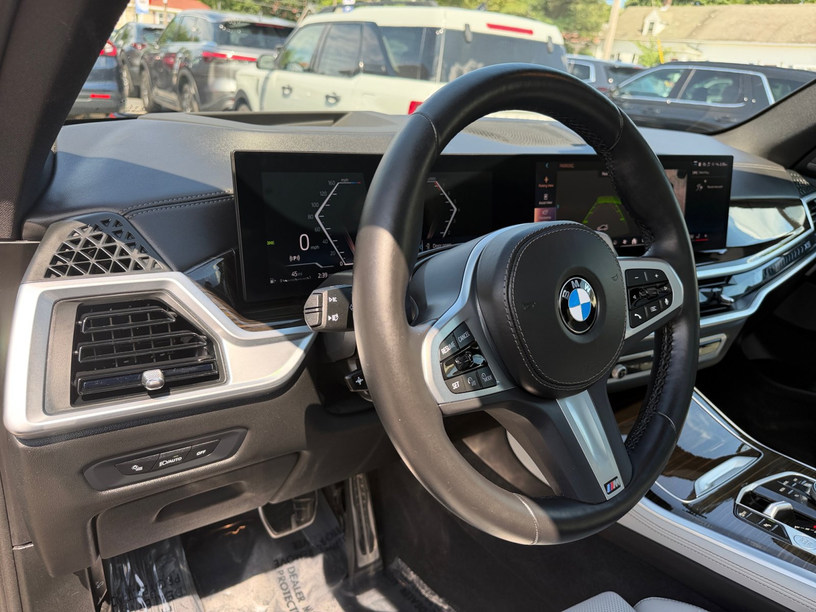 Used 2025 BMW X5 xDrive40i AWD/4WD image 17