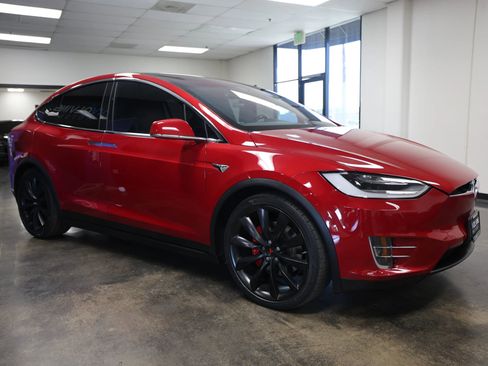 Used 2017 Tesla Model X P100D image 7