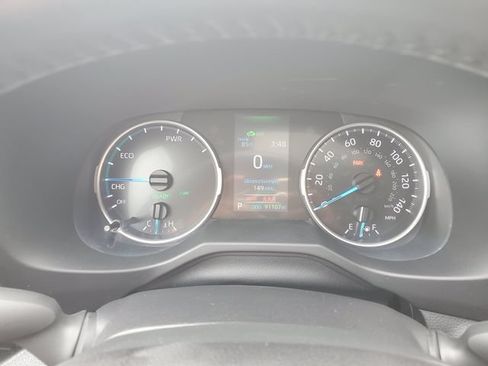 Used 2022 Toyota RAV4 XLE w/ Convenience Package AWD/4WD image 25