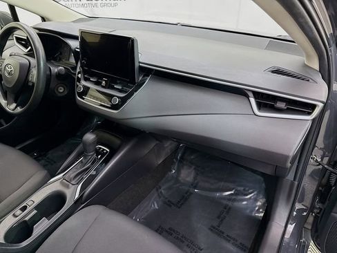 Used 2023 Toyota Corolla LE image 28