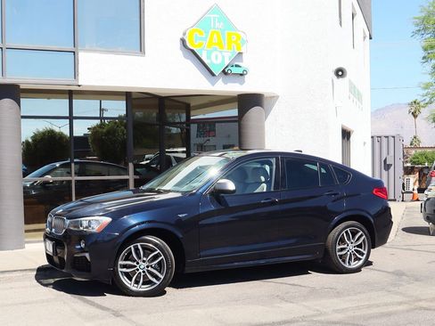 Used 2018 BMW X4 M40i image 4