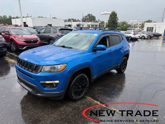 Used 2018 Jeep Compass Latitude w/ Popular Equipment Group AWD/4WD video 1