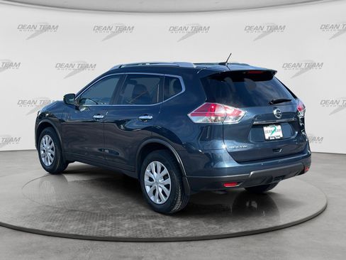 Used 2016 Nissan Rogue S w/ Appearance Package FWD image 6
