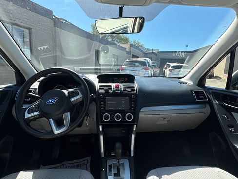 Used 2018 Subaru Forester 2.5i Premium w/ All-Weather Package AWD/4WD image 17