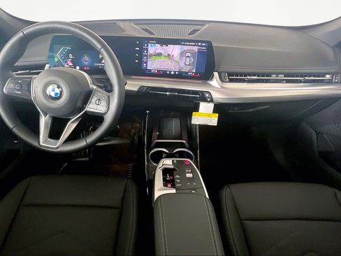 New 2026 BMW X1 xDrive28i AWD/4WD image 5