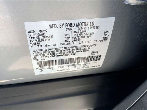 Used 2022 Ford Explorer Limited w/ Limited Technology Package AWD/4WD image 33