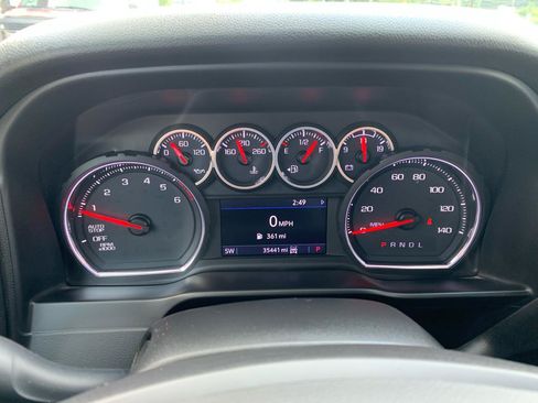Used 2020 Chevrolet Silverado 1500 LT w/ Convenience Package AWD/4WD image 18