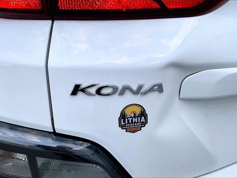 Used 2023 Hyundai Kona SEL FWD image 7