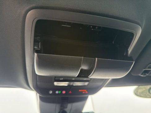 Used 2025 Chevrolet Traverse Z71 w/ Enhanced Driving Package image 33