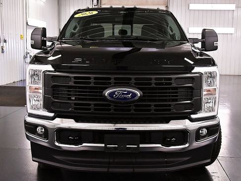 New 2026 Ford F350 XL image 2