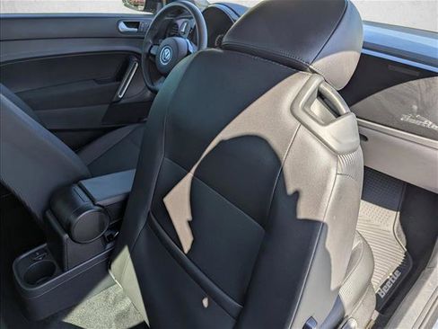 Used 2016 Volkswagen Beetle 1.8T image 26