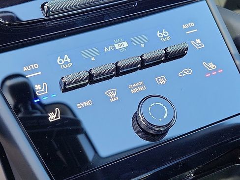 New 2026 Porsche Cayenne S image 14