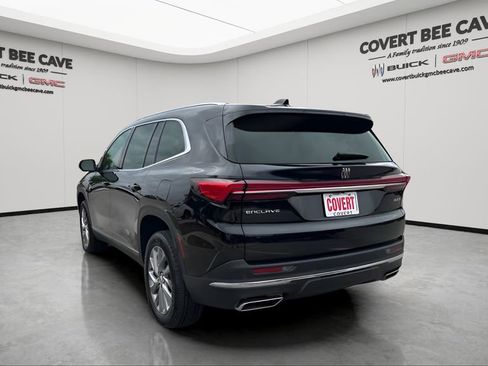 Used 2025 Buick Enclave Preferred image 7