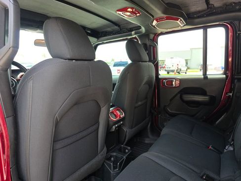 Used 2021 Jeep Gladiator Sport AWD/4WD image 22
