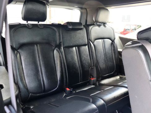 Used 2024 Jeep Wagoneer Series II w/ Flexible Seating Group AWD/4WD image 14