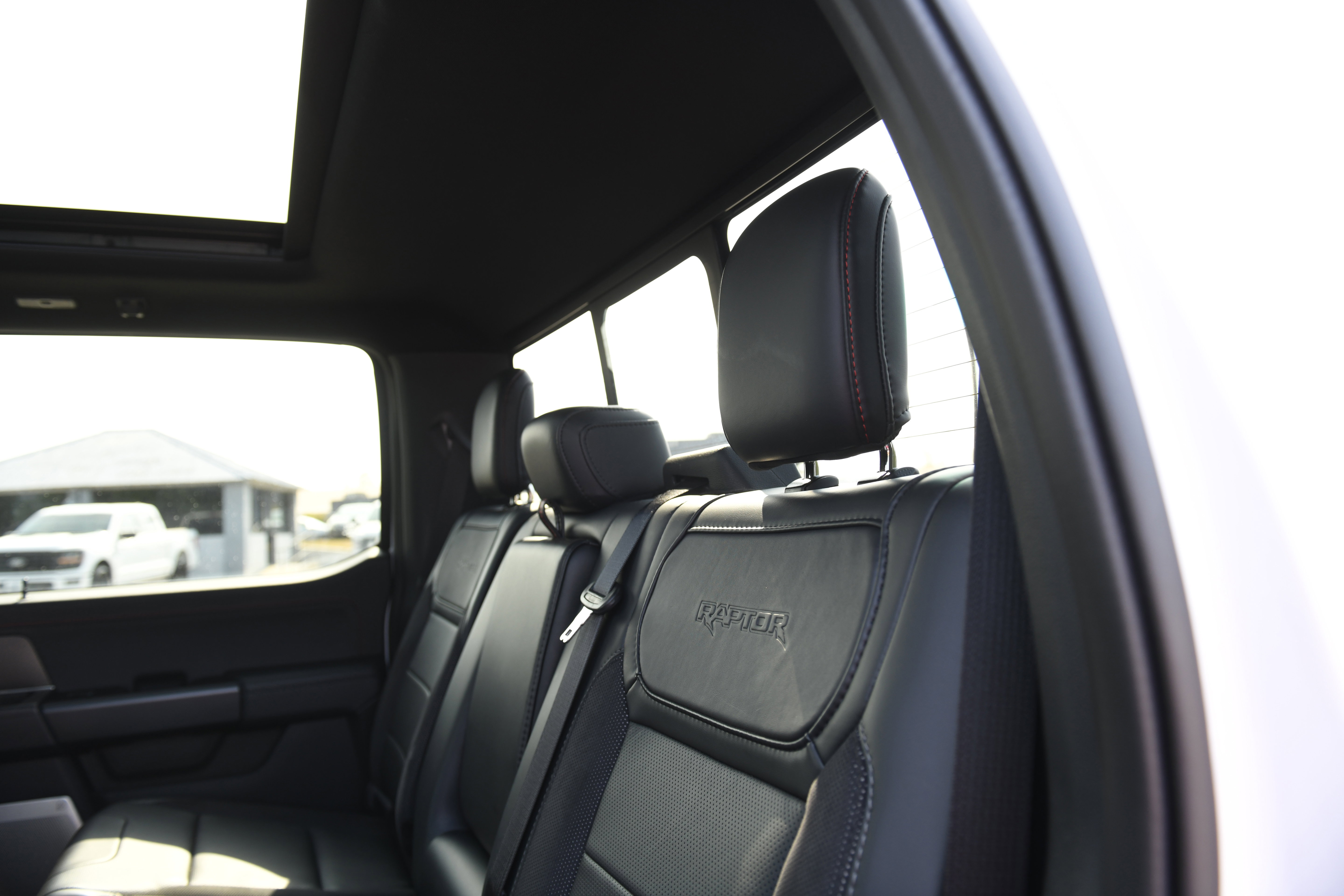 Used 2024 Ford F150 Raptor AWD/4WD image 17