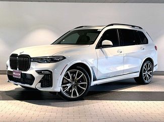 Used 2021 BMW X7 M50i w/ Executive Package video 1