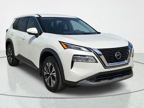 Used 2021 Nissan Rogue SV FWD image 1