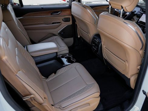 Used 2022 Jeep Grand Cherokee L Summit image 49