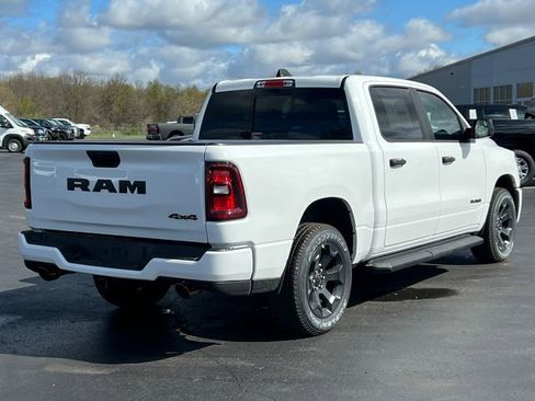 New 2026 RAM 1500 4x4 Crew Cab image 40
