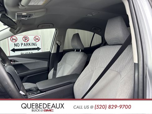 Used 2025 Toyota Camry LE image 13