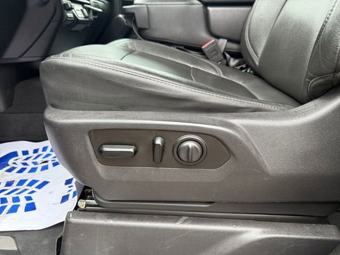 Used 2019 GMC Sierra 1500 SLT image 17