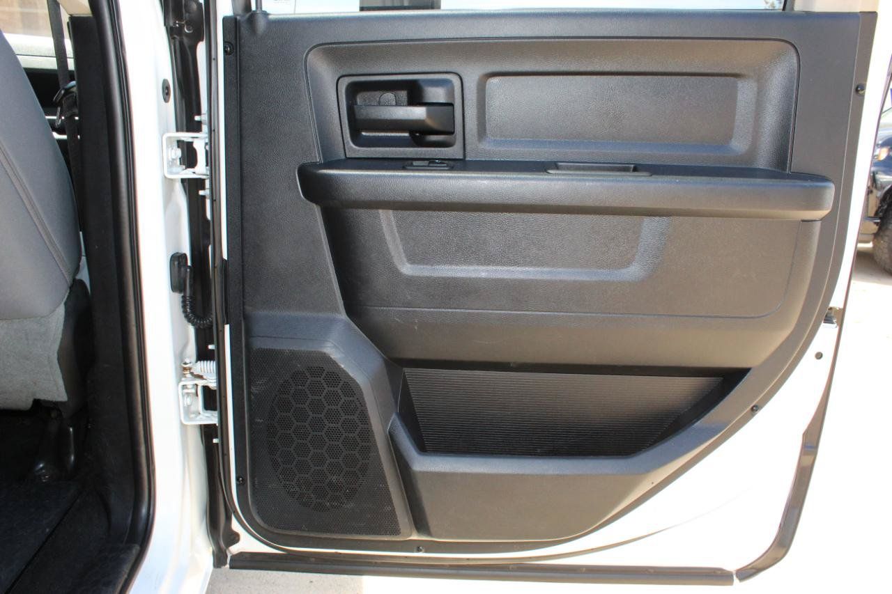Used 2014 RAM 2500 Tradesman w/ Chrome Appearance Group AWD/4WD image 15