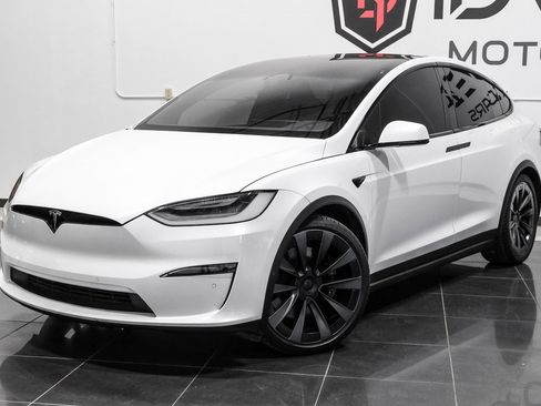 Used 2022 Tesla Model X image 7