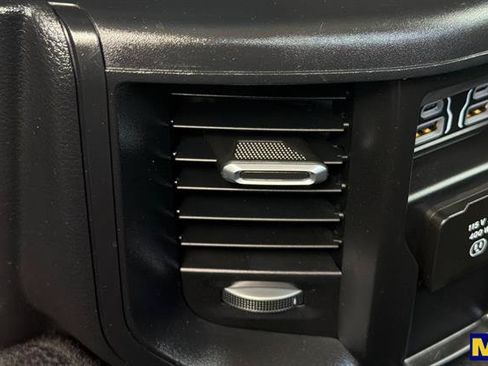 Used 2024 RAM 2500 Laramie w/ Safety Group AWD/4WD image 15