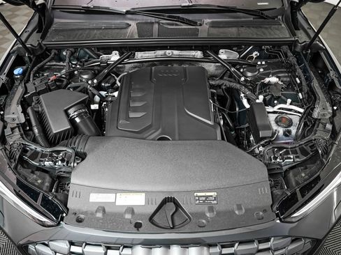 New 2025 Audi Q5 Premium Plus image 4