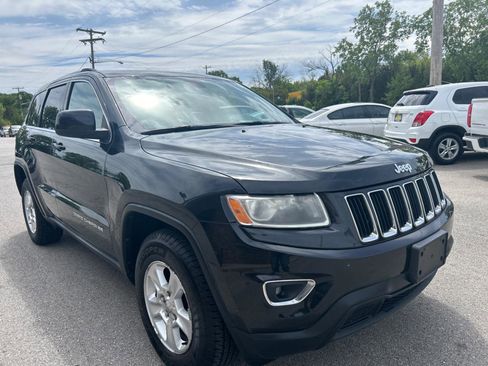 Used 2014 Jeep Grand Cherokee Laredo w/ Quick Order Package 23E AWD/4WD image 3