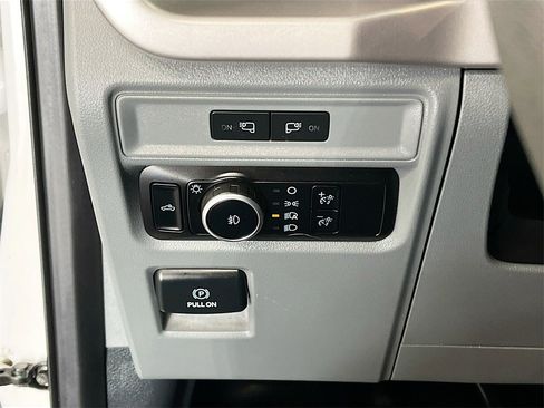 Used 2023 Ford F150 XL w/ XL Chrome Appearance Package image 10