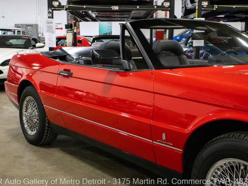 Used 1990 Cadillac Allante image 25